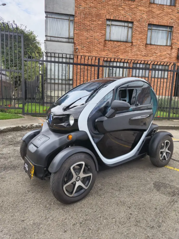 RENAULT 	TWIZY TECHNIC	2016